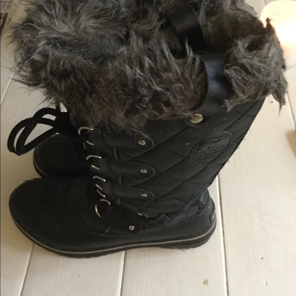 Winter boots